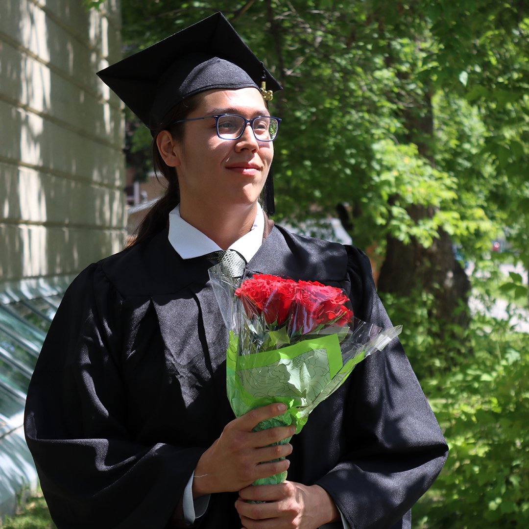 SQ Inner City Grad 2026 - Tanner Portrait IMG_3399.jpg
