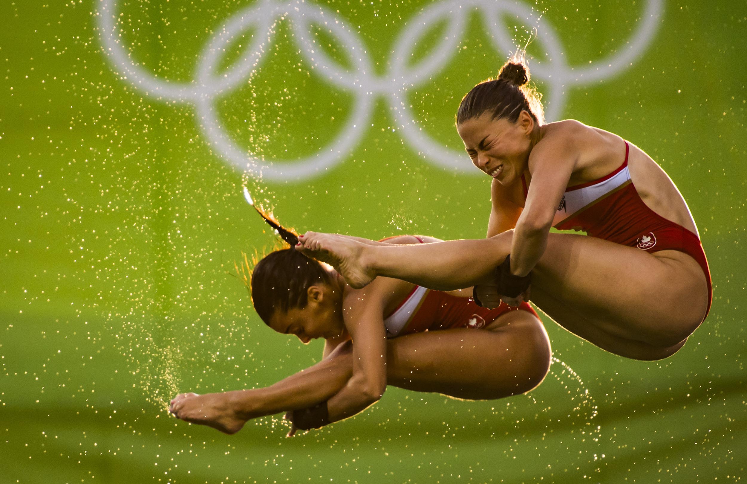 Canadian divers Meaghan Benfeito and Roseline Filion compete in the women's 10 meter synchronized 10m platform final at Rio Olympics August 9, 2016. (John Lehmann/The Globe and Mail)