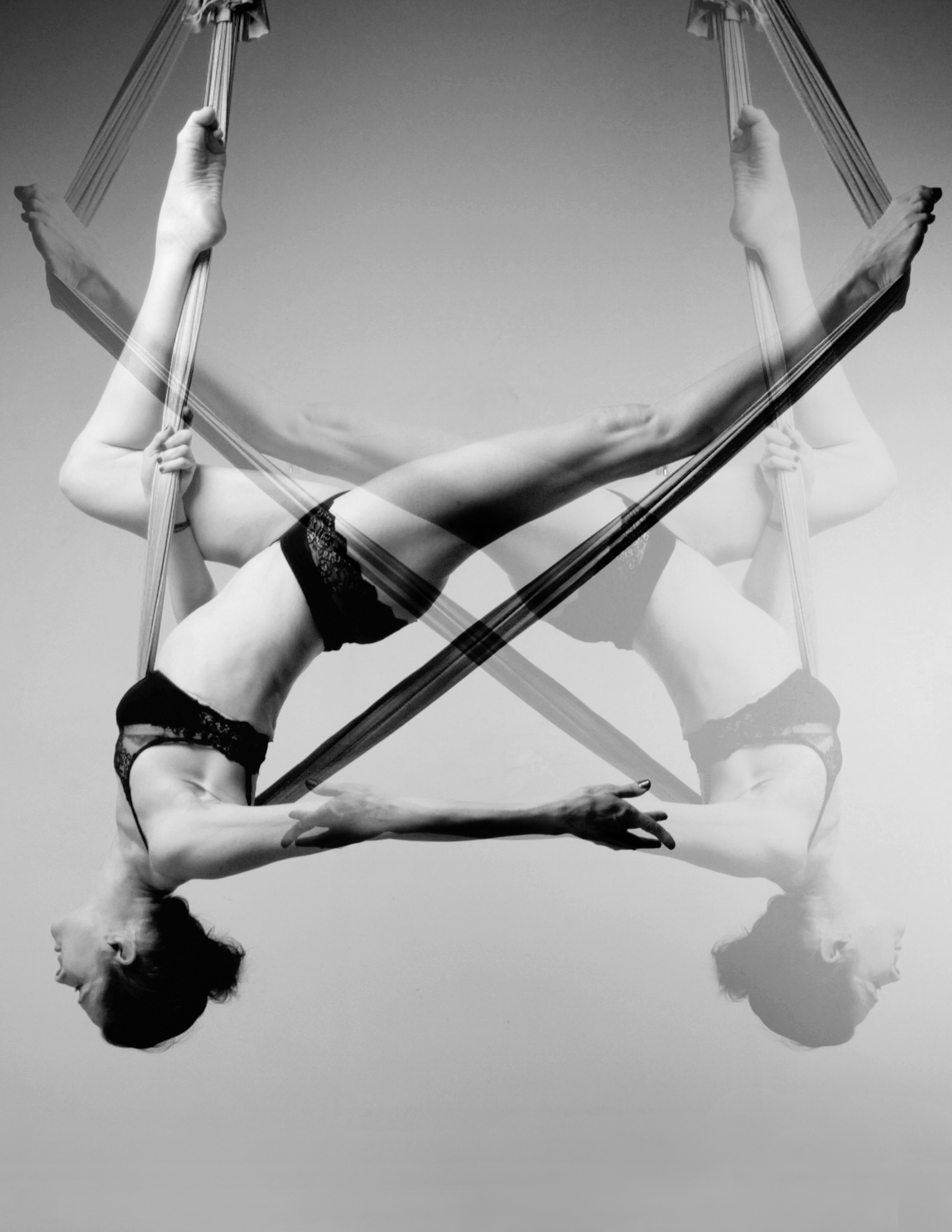 VISUAL DESIGN A GREEN BEAUTY PHOTOGRAPHY: NATHANIEL NORWOOD { Layered Motion 3 }