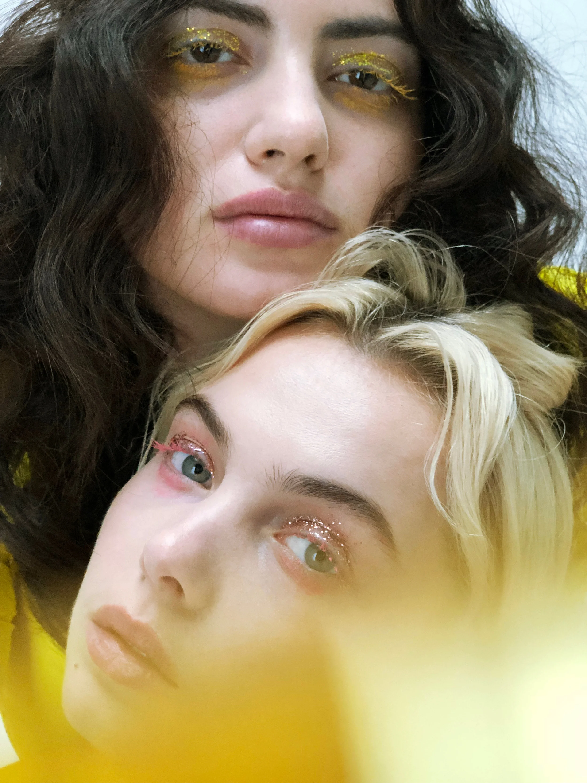 ALLURE X APPLE