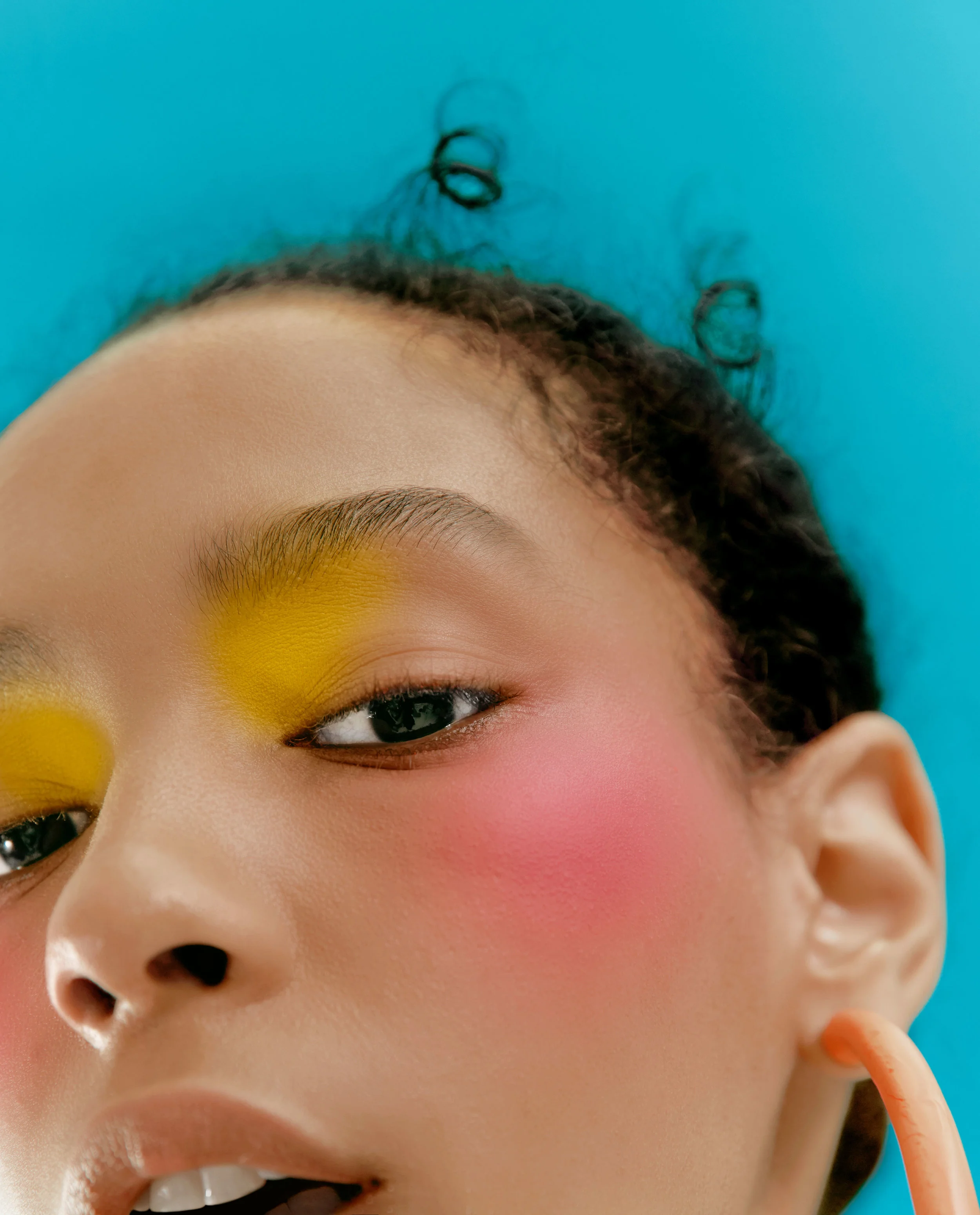AL020119Neon_Beauty04.jpg