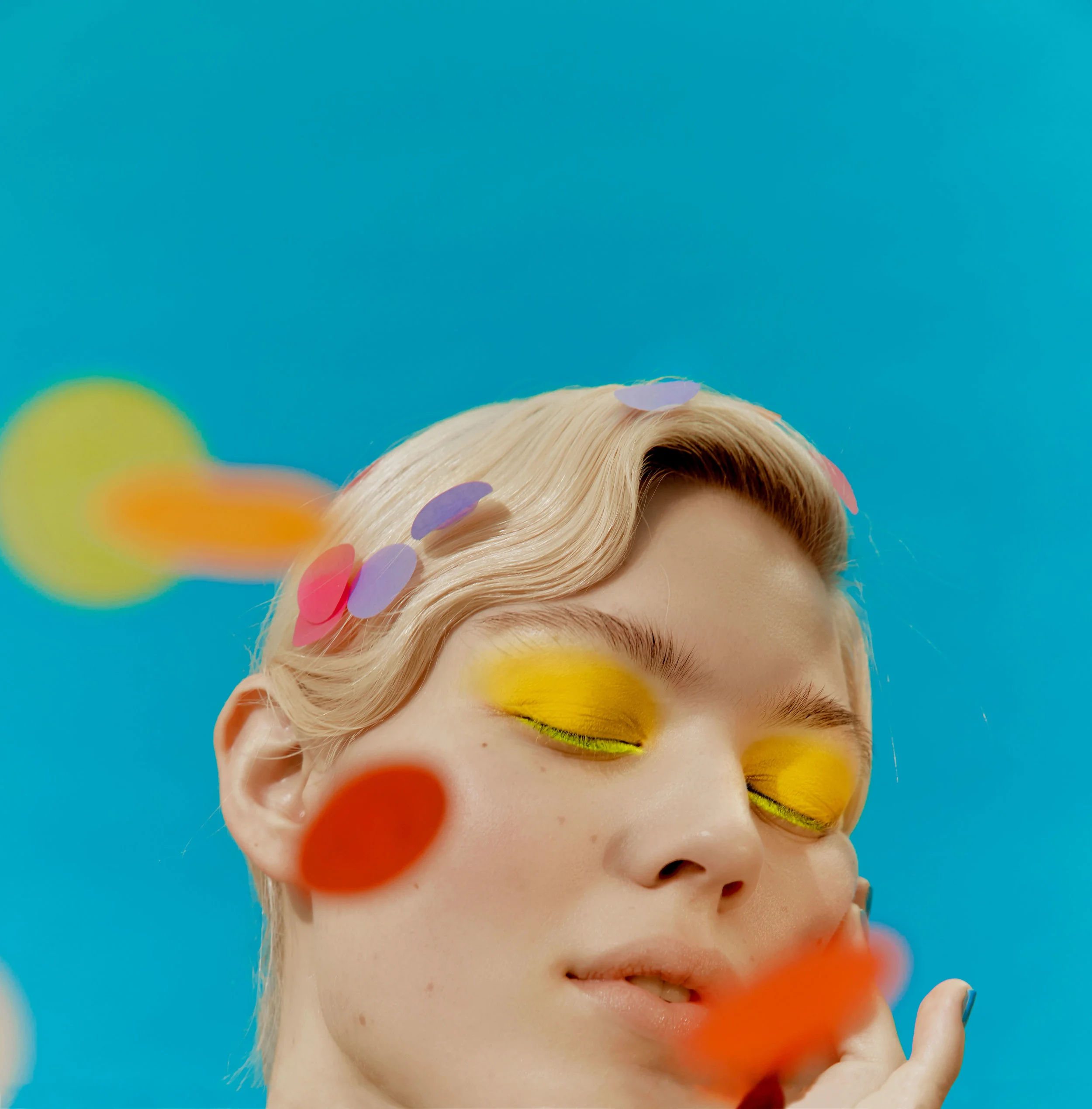 AL020119Neon_Beauty07.jpg