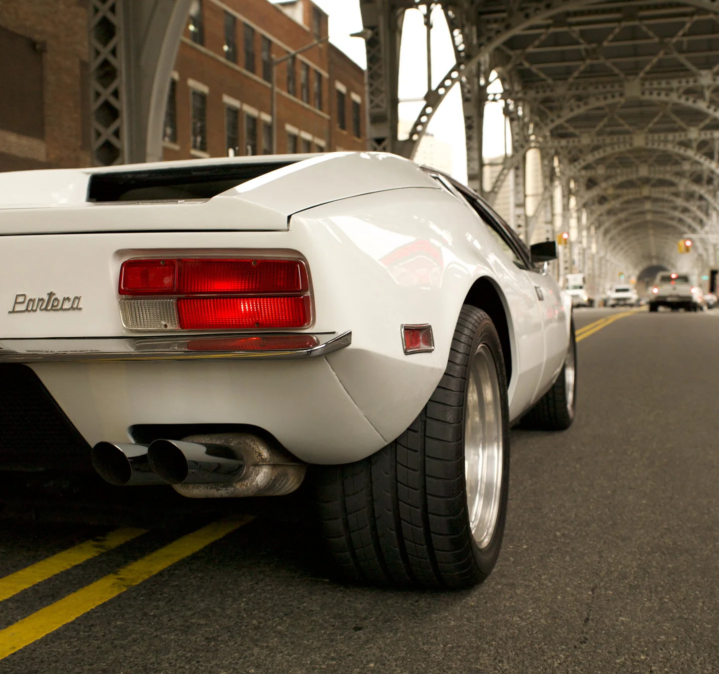 AUTOMOTIVE_JLP_055_JLP_Pantera_1.jpg