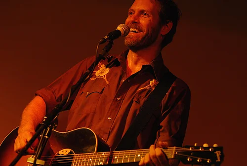 rod live 2.jpg