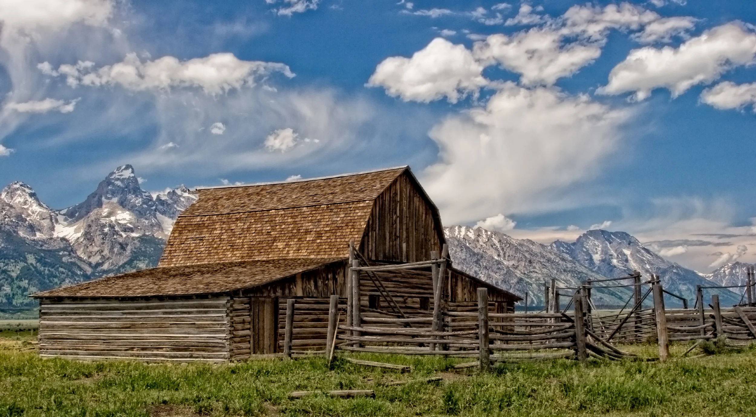 Moulton Barn (color)