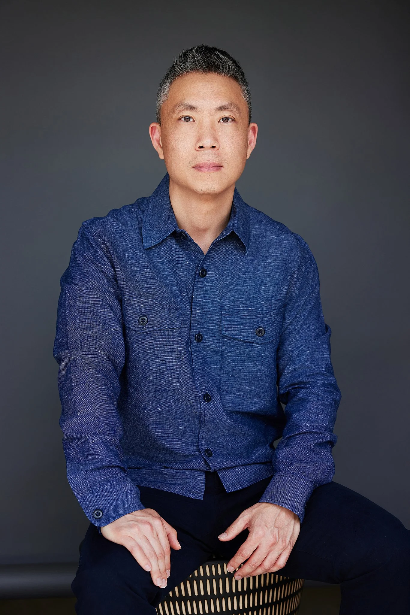 portrait-photography-austin-texas-man-blue-shirt-seated.jpg