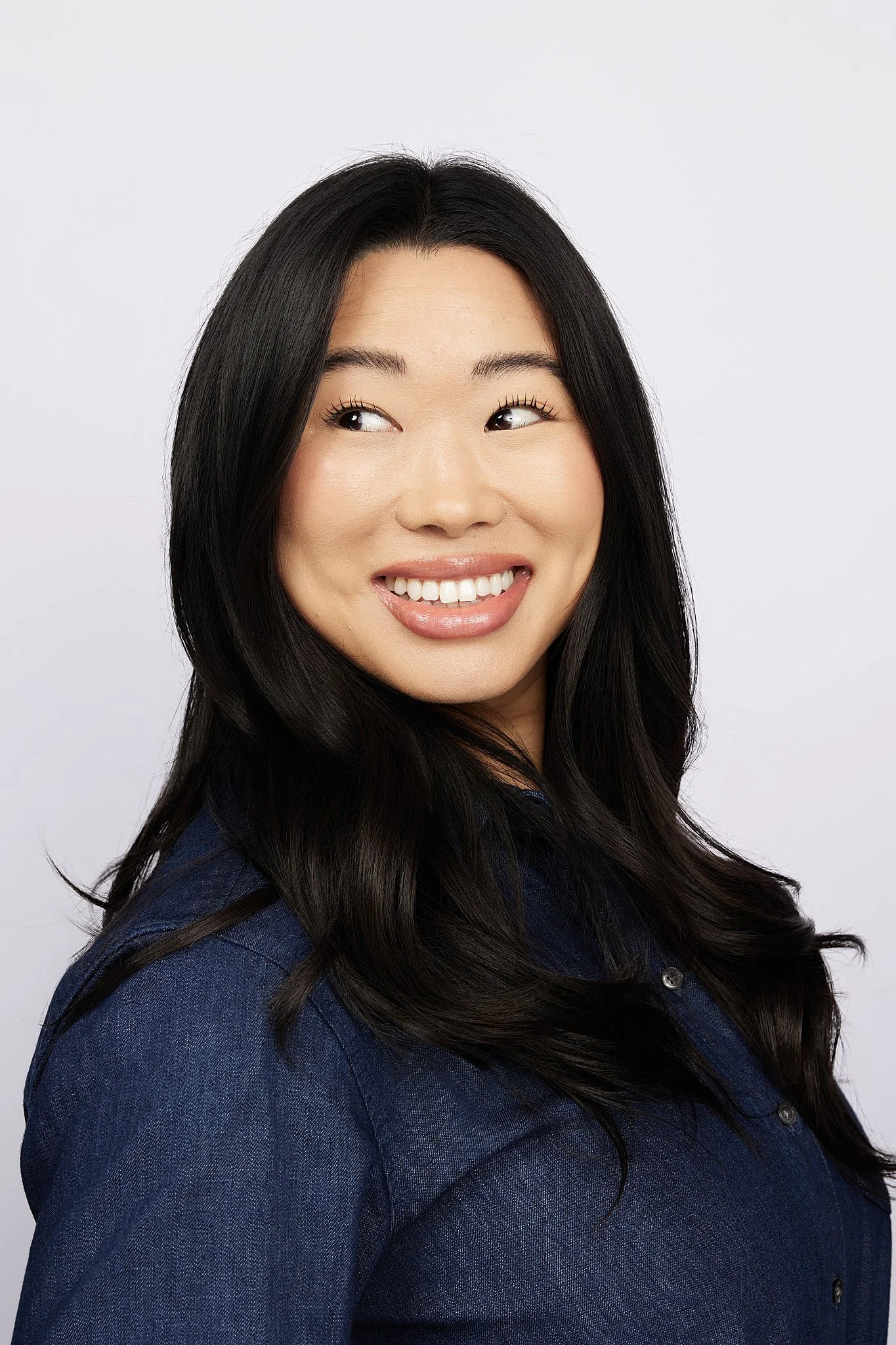 professional-headshot-austin-tx-woman-denim-jacket.jpg
