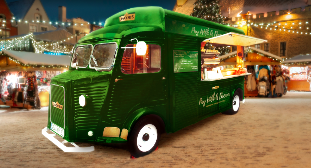 Some EU markets used physical food truck cafes around popular markets and malls to promote the 'Pay with a dream' concept offline.