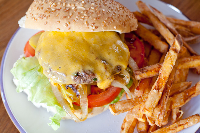 herbed burger-2102.jpg