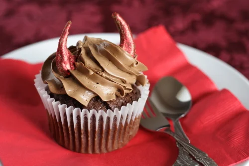 Devil S Food Cupcakes What The Fruitcake