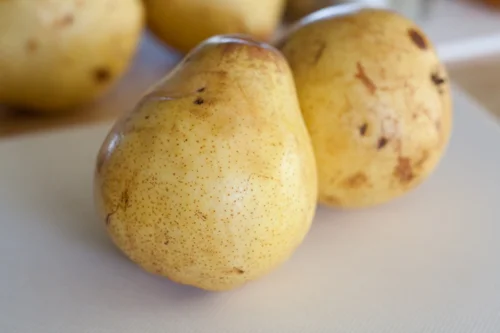Ripe pears waiting their tasty fate