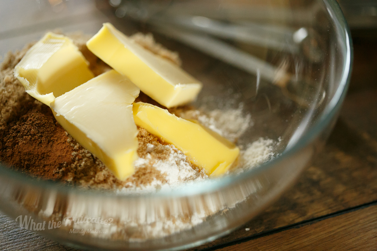 Making of the streusel topping