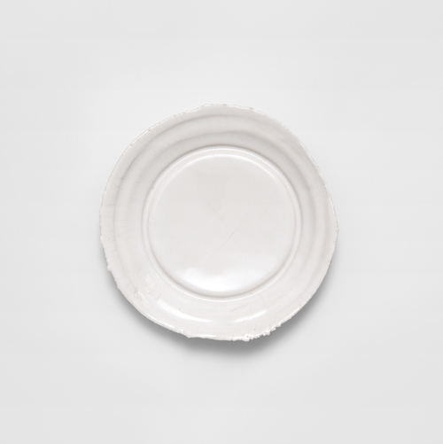 Rough edge plate in collaboration with Cor uUnum . Photo by David Joosten
