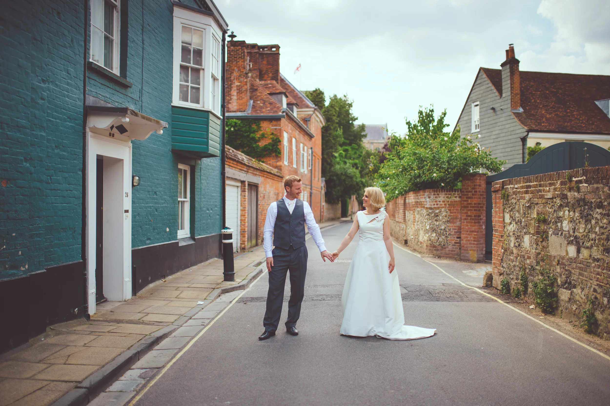 RELAXED AND BOHO CHIC WINCHESTER GUILDHALL WEDDING