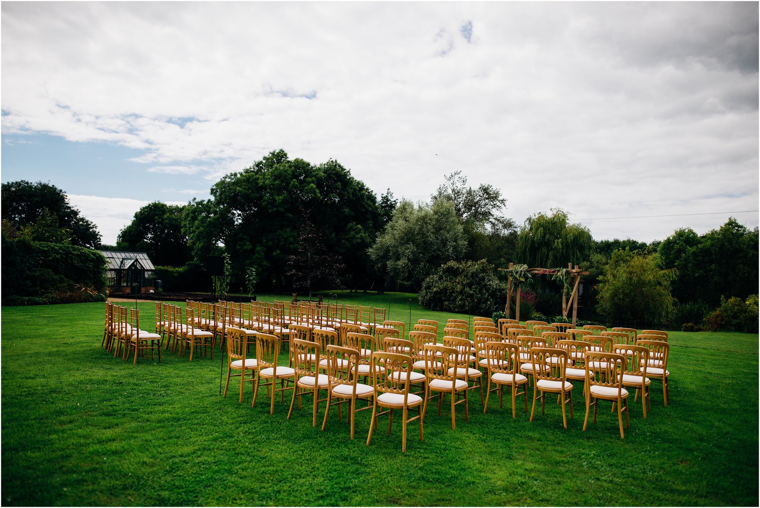 alternative outdoor garden wedding_0018.jpg