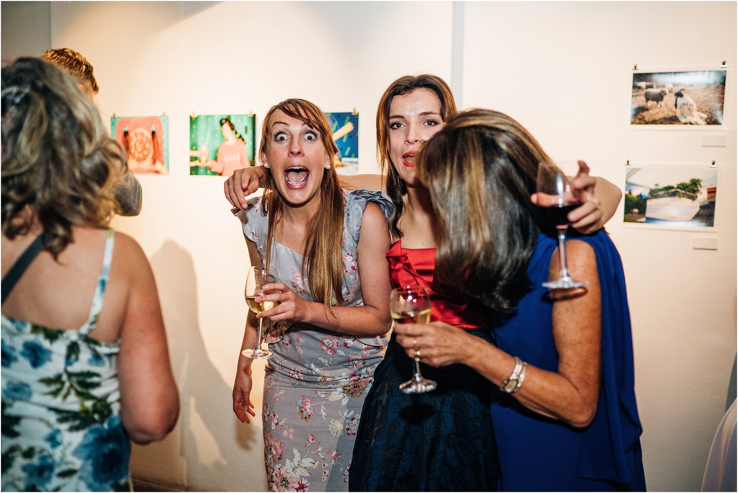 HACKNEY TOWN HALL WEDDING_0067.jpg