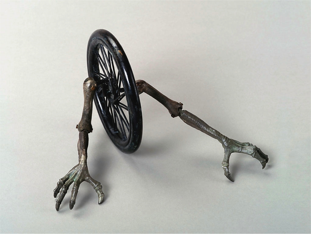 tera_wheelclaws.jpg