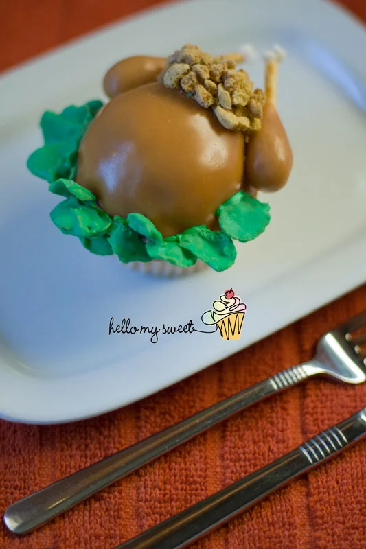 Stuffed Turkey - Thanksgiving - Fun Cupcake