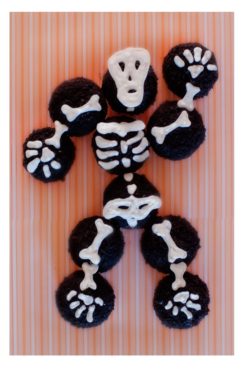 Them Bones - Halloween - Fun Cupcakes