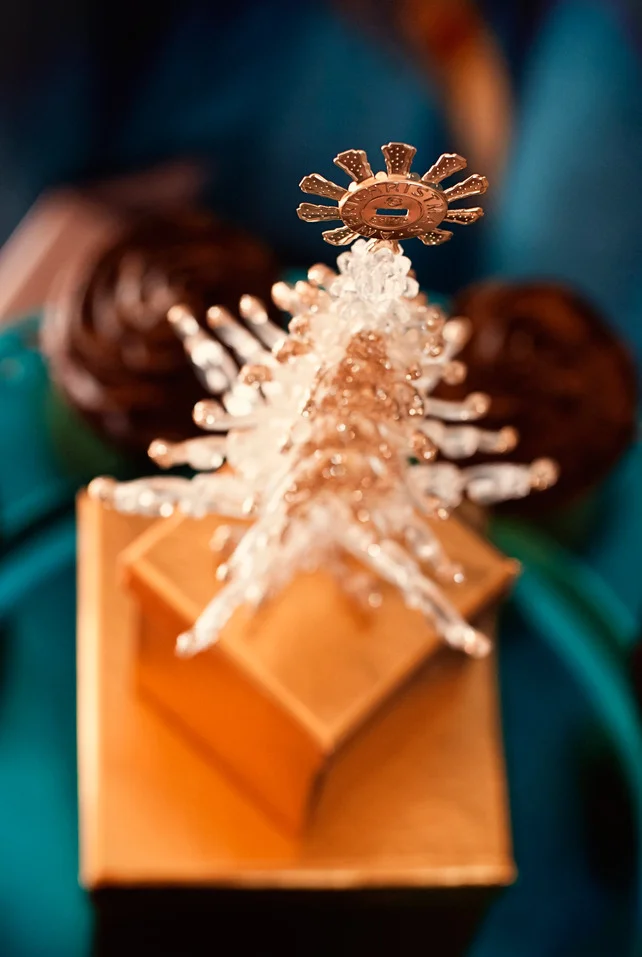 Birds of a Feather: Peacock & Gold Golden Glam Retro 20's Holiday Dessert Table