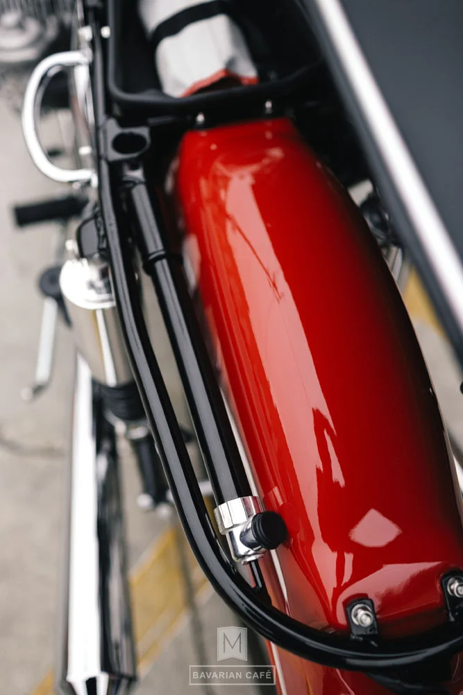 bavarian cafe bmw r75 v10.jpg