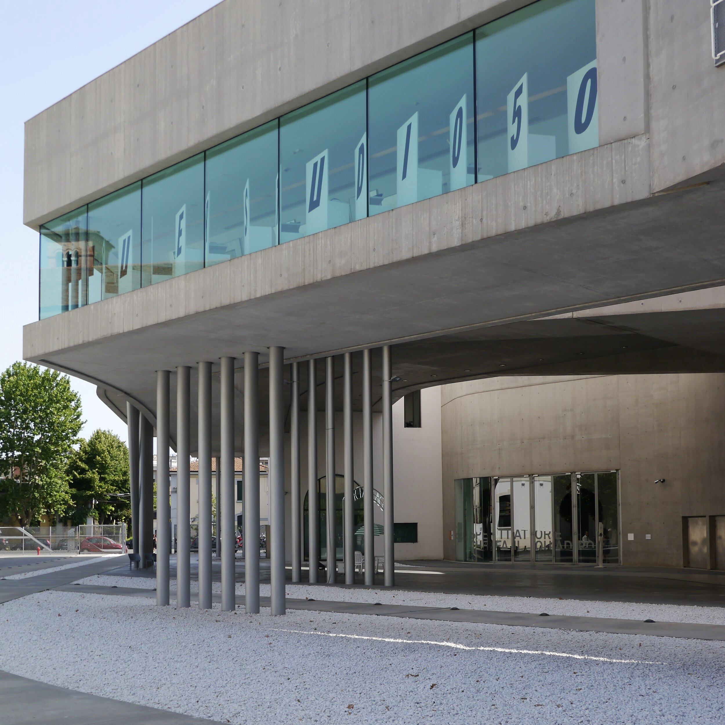 maxxi_03.jpg