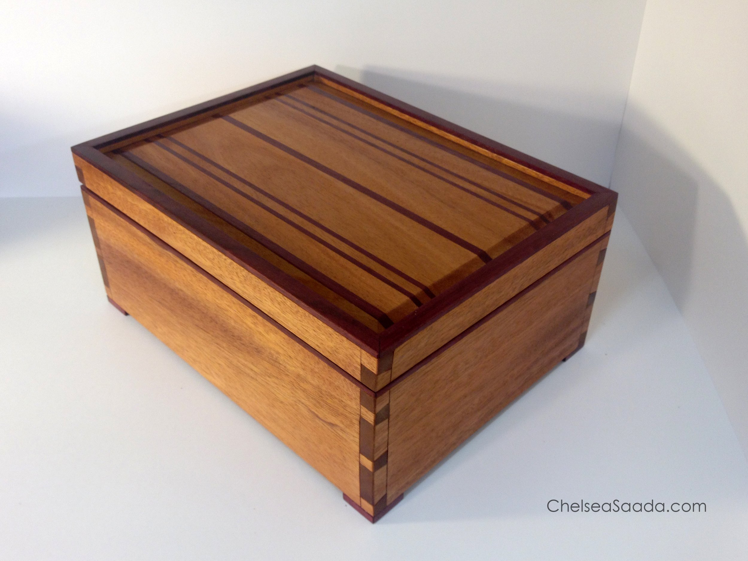 Dovetail box