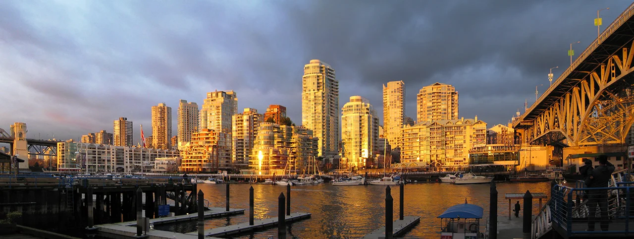 yaletown-form-granville-island_mindfuel_bernhard_huber.jpg