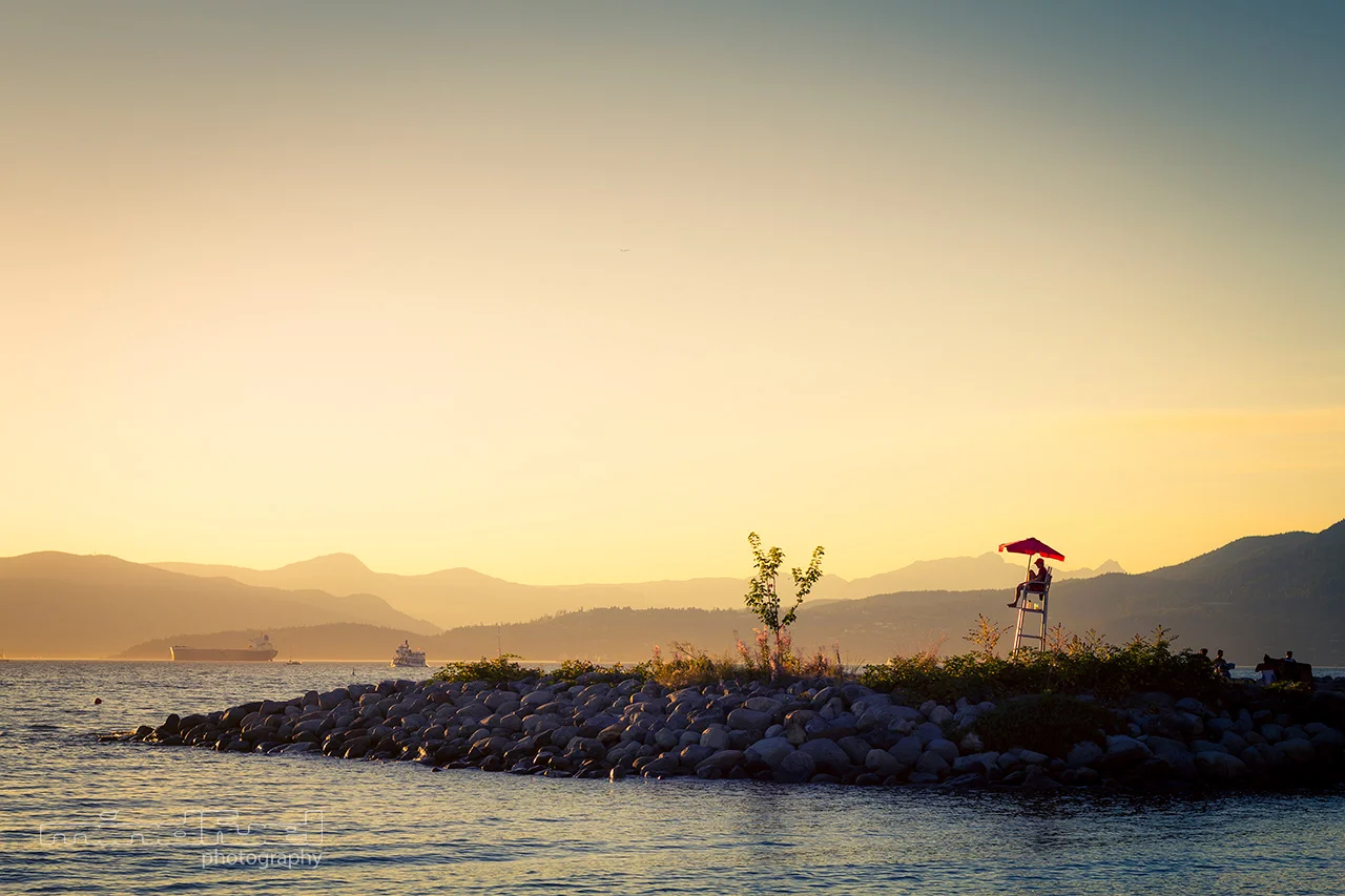 sunset-on-the-rocks_mindfuel_bernhard_huber.jpg