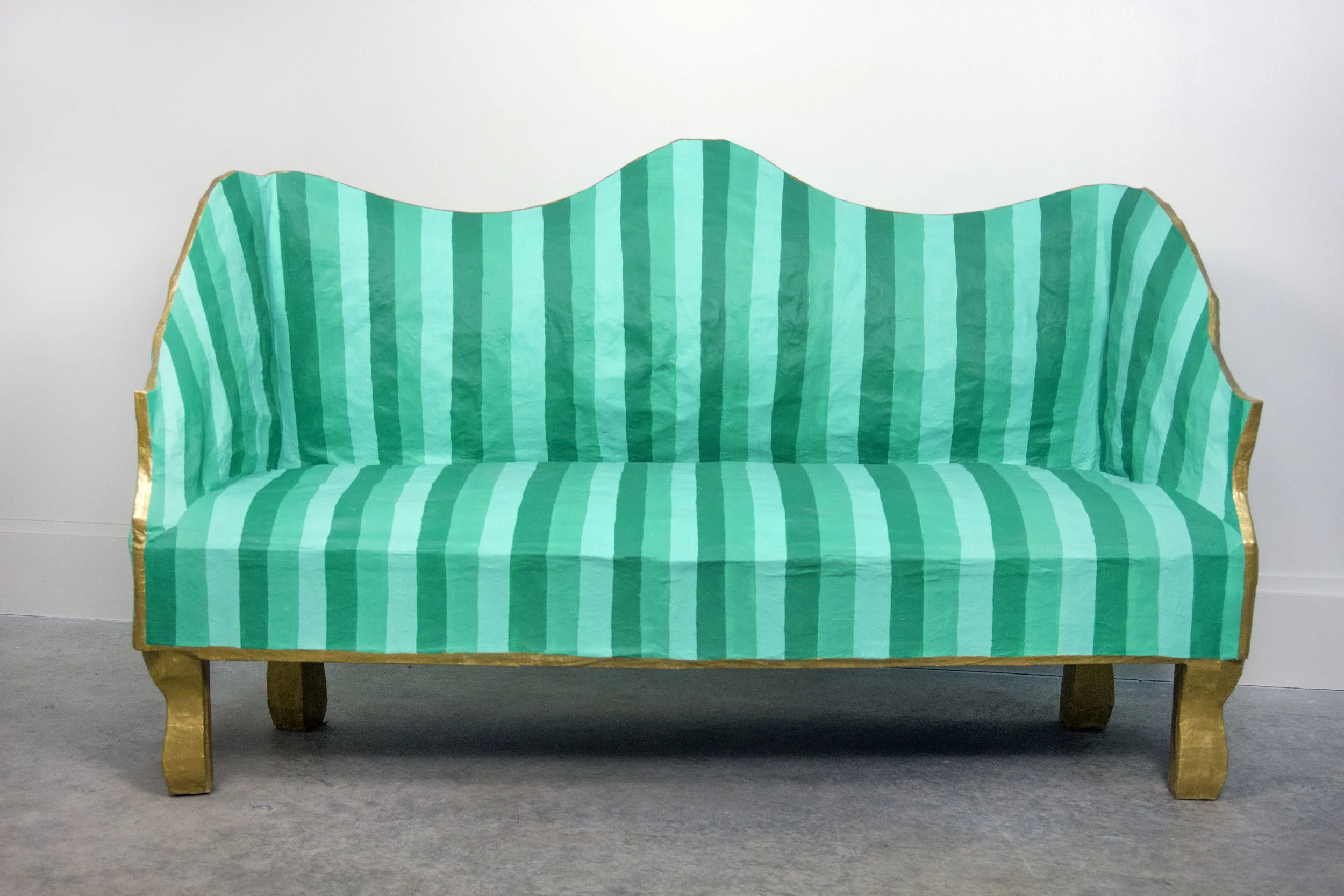 couch1.jpg