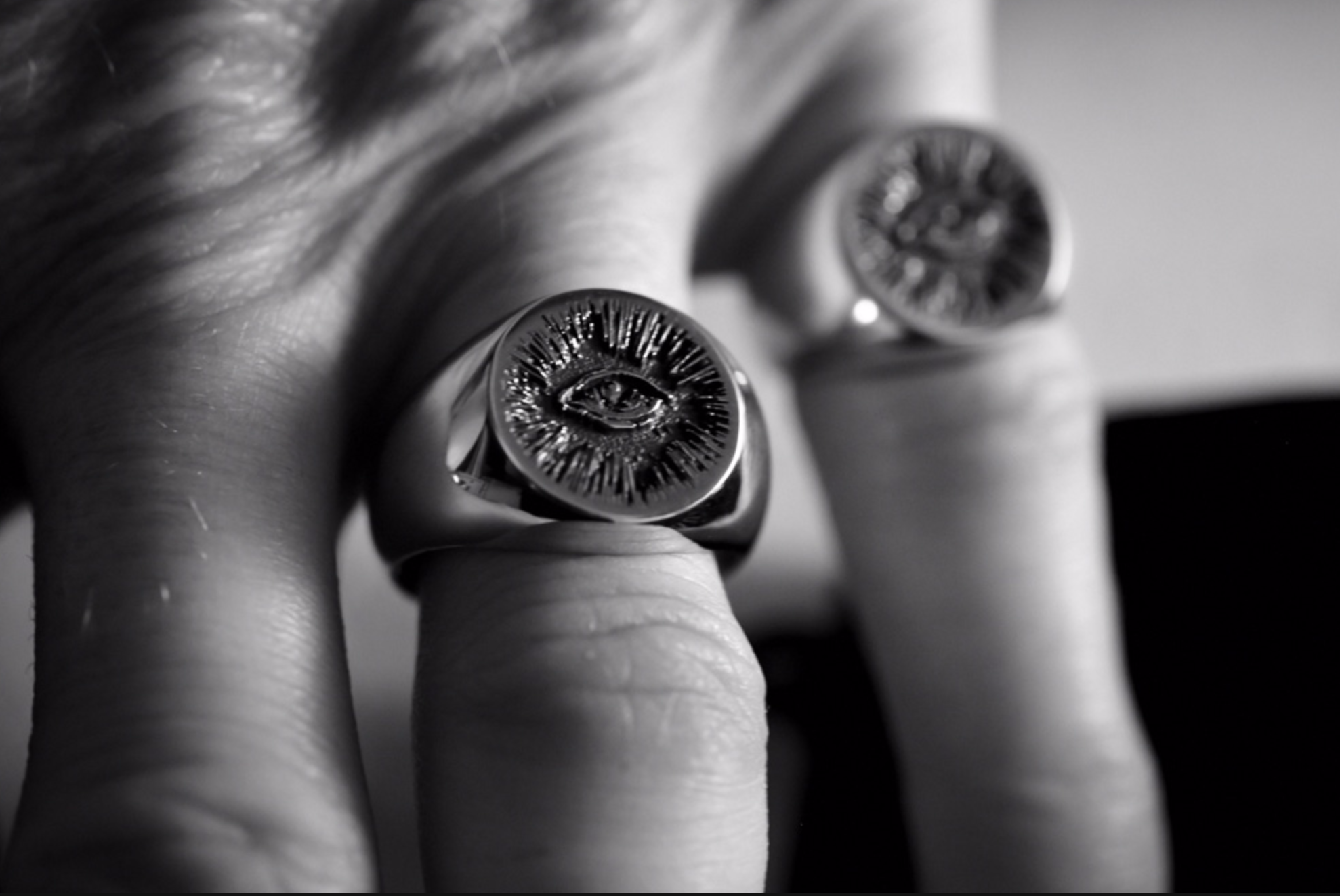 Striking Large Signet Ring | THE HUNT NYC — THE HUNT NYC