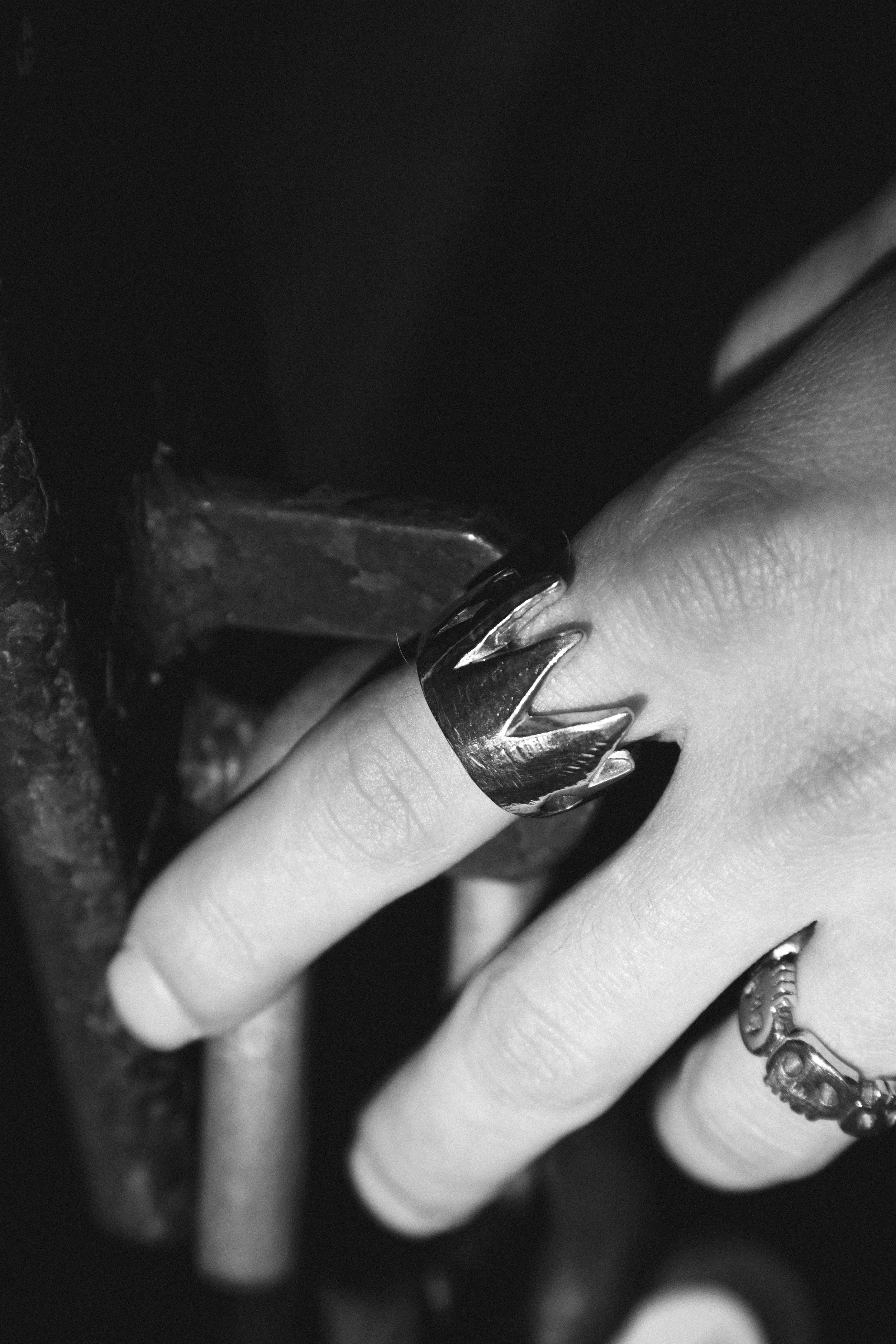 Heavy crown ring in sterling silver
