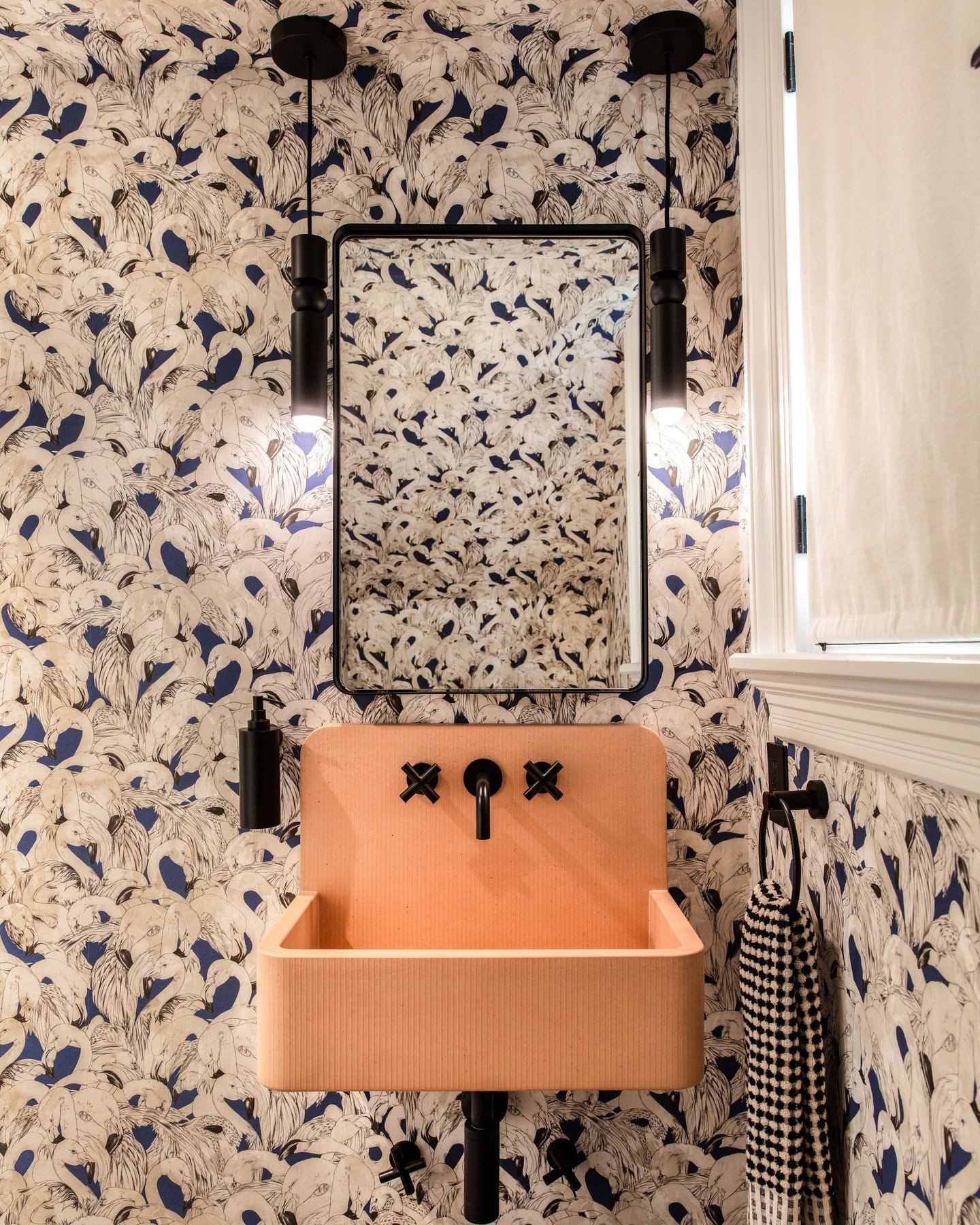 From birds to buffalos and beyond, we have an alphabet of animal accent options for clients to consider. ⁠
⁠
📸: @kuohphotographyinteriors ⁠
⁠
#studiomunroe #roomoftheday #roomwithaview #interiordesign #sanfrancisco #animaldecor
