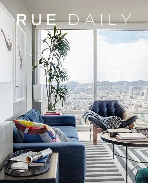 ⁠It's a good life when your gaze can't decide between the interior furnishings and the exterior view. ⁠
⁠
📸: @kuohphotography⁠ as seen on @ruemagazine ⁠
⁠
#studiomunroe #roomoftheday #roomwithaview #interiordesign #sanfrancisco #ruemagazine #livingr