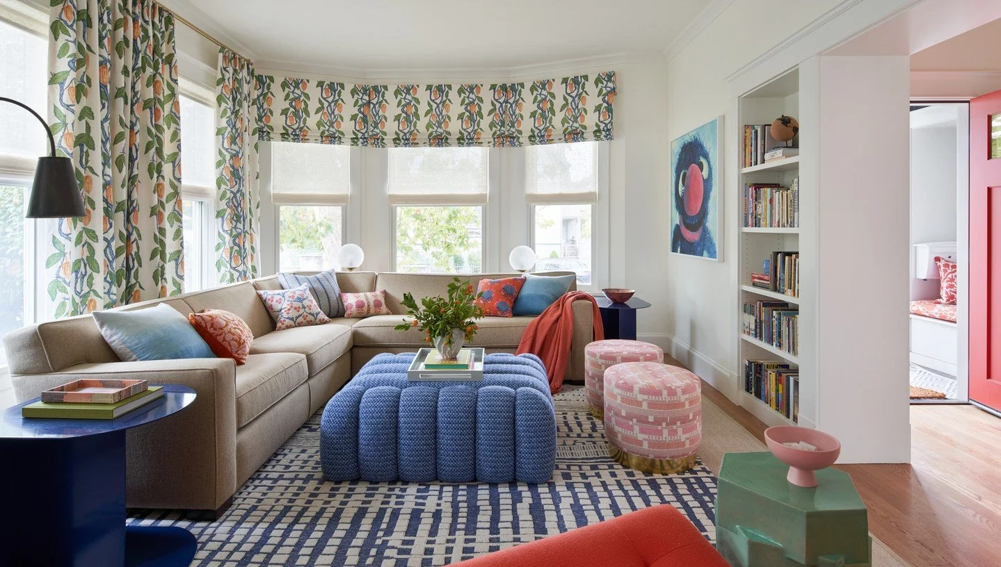 This Healdsburg cottage offers a bright visual landscape during these dark and cozy winter days. We are sending inspired energy to you and yours wherever you are gathering this holiday season. ⁠
⁠
📸: @kuohphotography⁠ as seen on @sunsetmag⁠
⁠
#studi