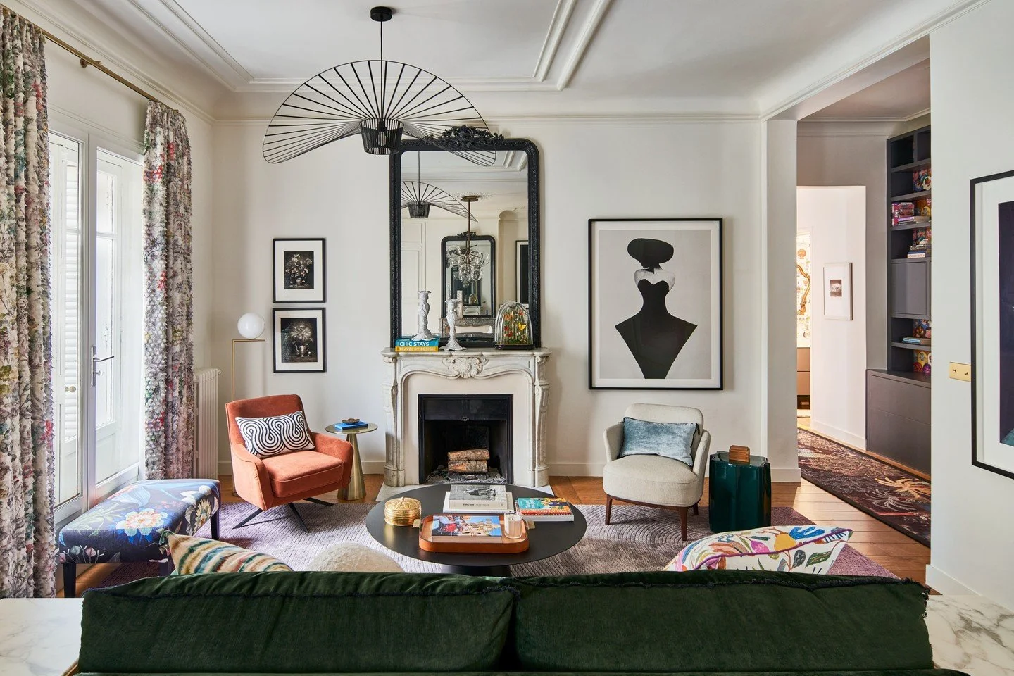 Yes please to the infinity effect of of these mirrors in this room in this magical city. ⁠
⁠
📸: @kuohphotography⁠ / coming soon in the May 2026 issue of @sanfrancisco.magazine @modernluxury ⁠
⁠
#studiomunroe #roomoftheday #roomwithaview #interiordes