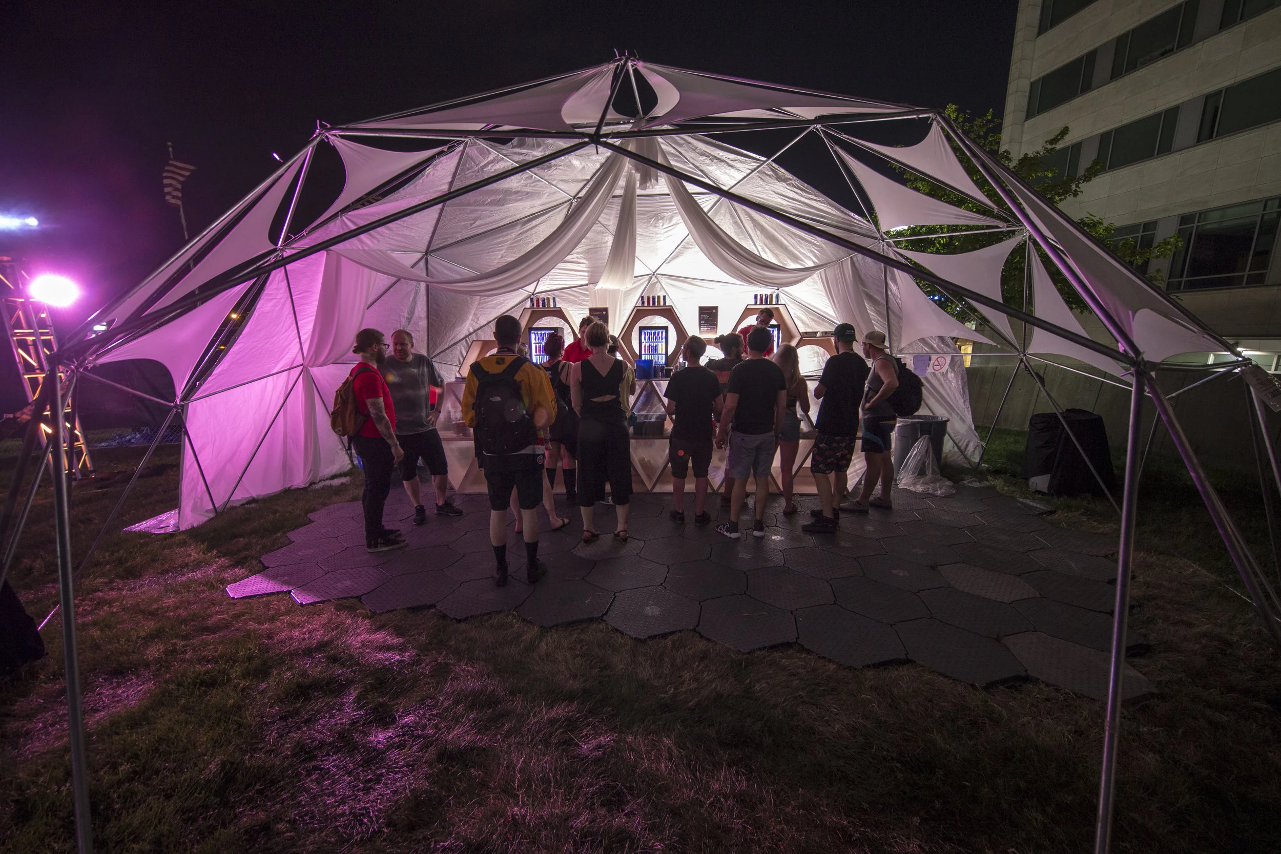P-20160529-00288_HiRes JPEG 24bit RGB.jpg