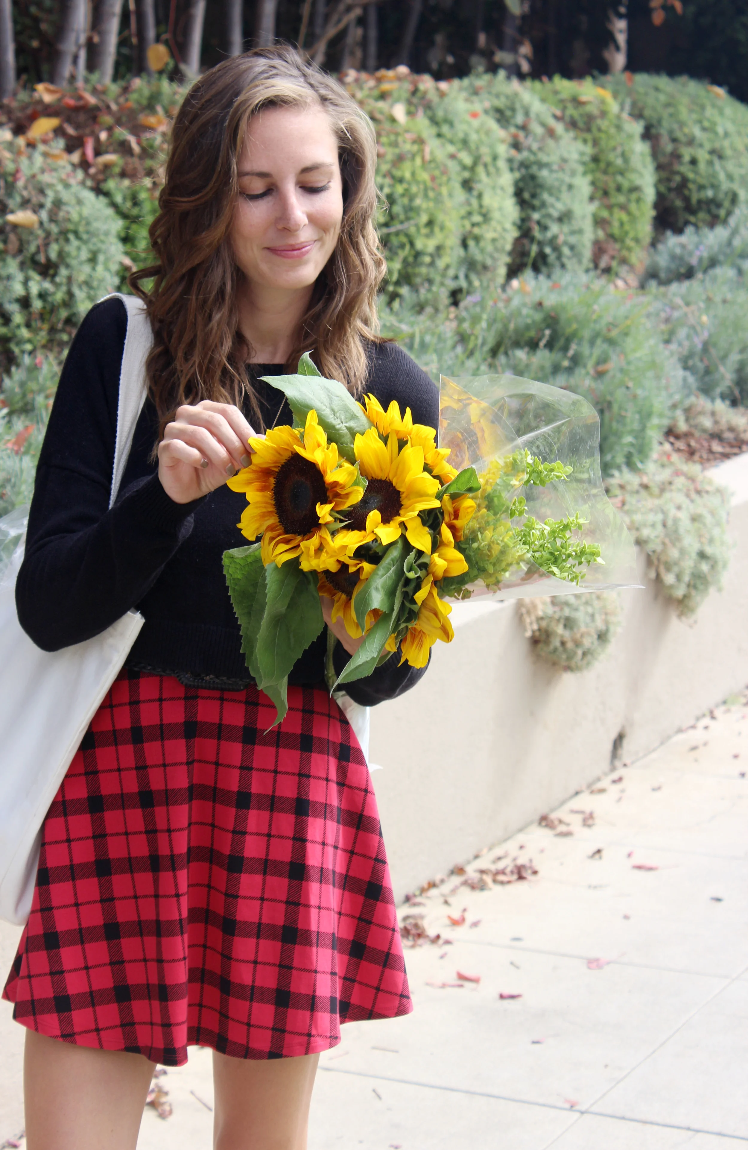 picking flowers PL.jpg