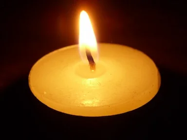 candle.jpg