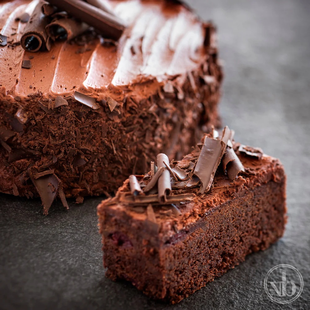 Chocolate Raspberry Fudge Cake