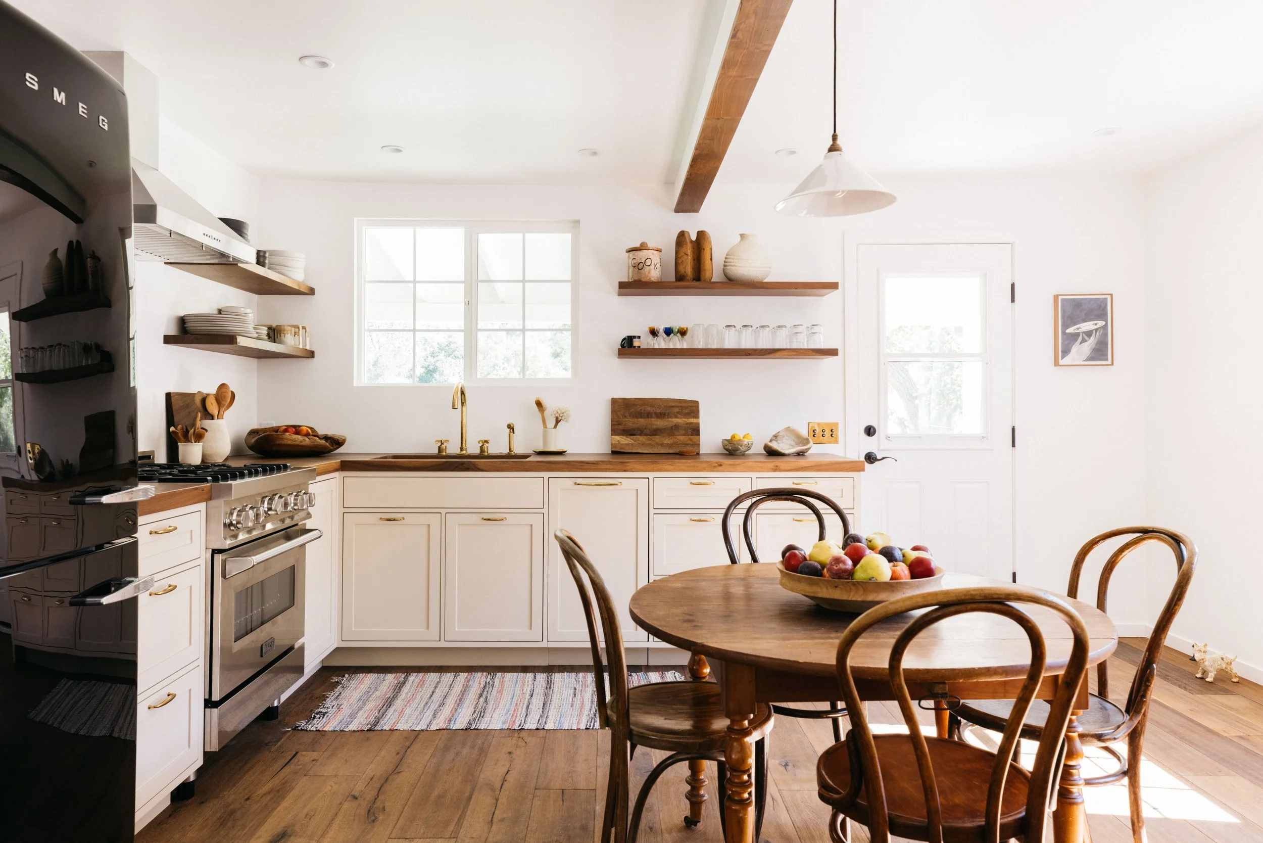 5042 Casitas Pass MLS - virtuallyherestudios.com-18.jpg