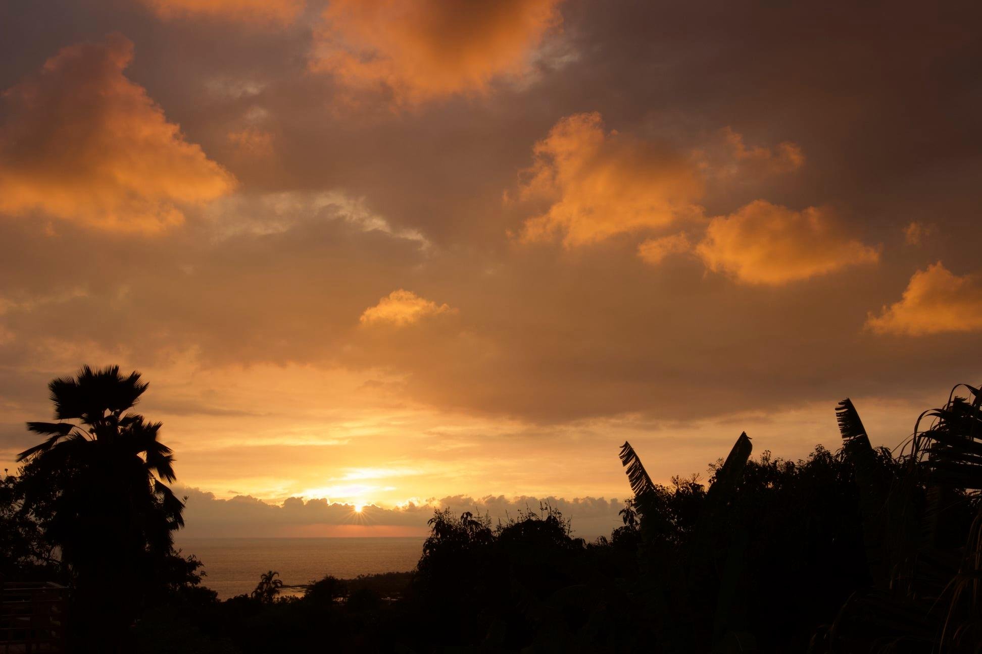 Sunset in Kona.jpg