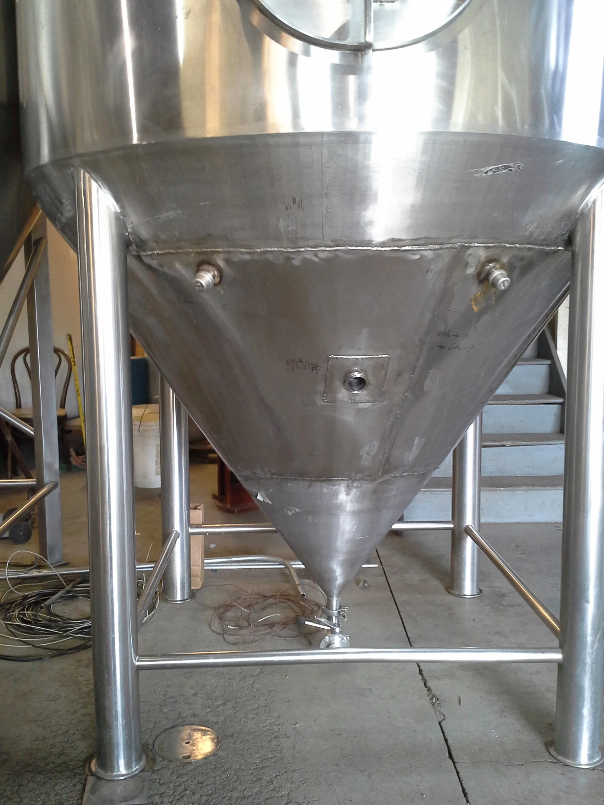 Stainless steel tank repair