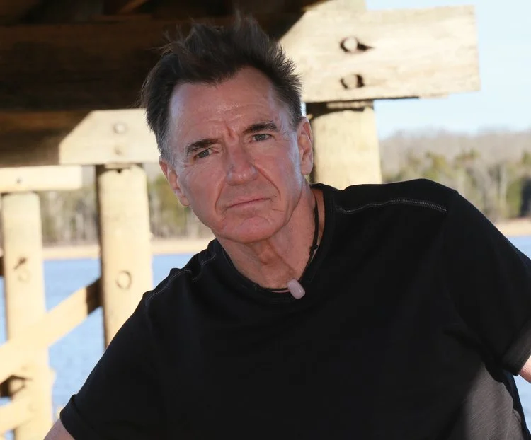 Polarization, or Self Observation?