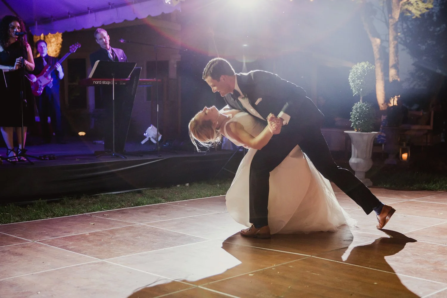 lake house destination wedding 094.jpg