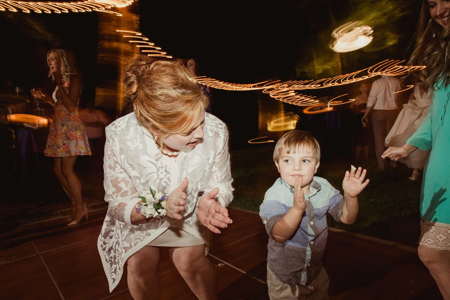 lake house destination wedding 099.jpg