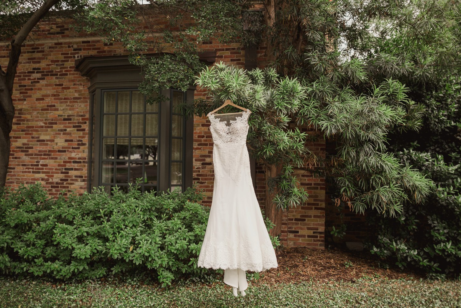 best wedding photographer dallas 001.jpg