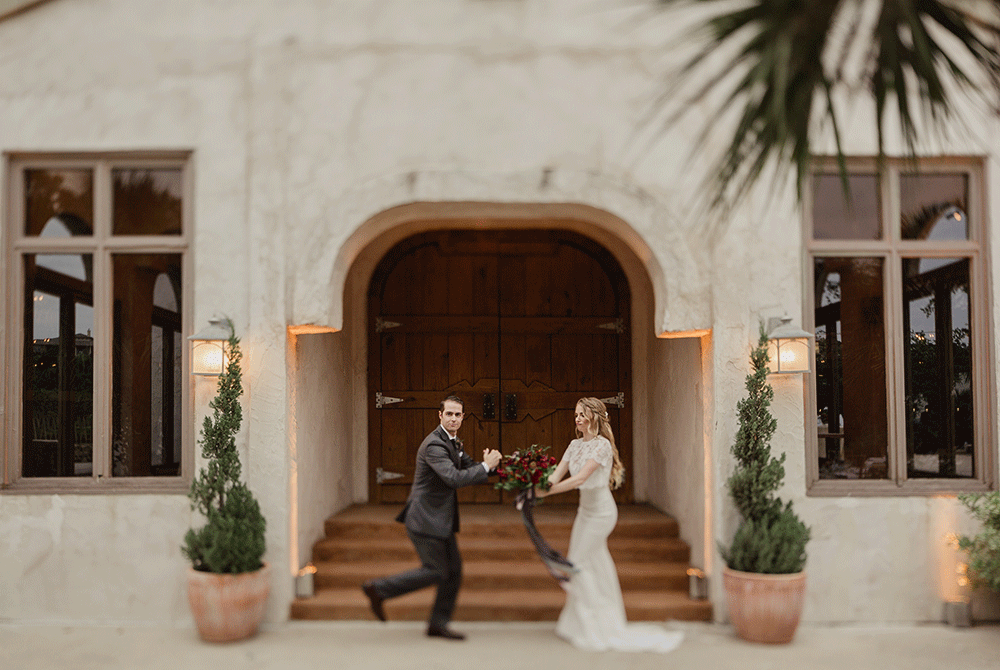 wedding photograper near dallas.gif