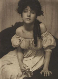 Evelyn Nesbit by Gertrude Käsebier, 1902