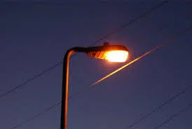 Report street lamp outages
